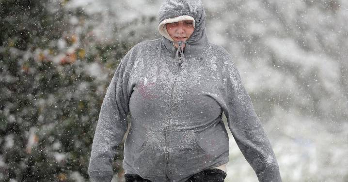 Update: Charleston warming shelter open tonight; Winter Storm Warning in effect