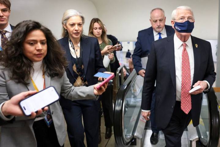 US lawmakers to force vote on war powers if Trump attacks Venezuela