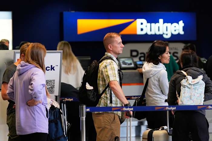 Holiday flight plans? New data shows which airlines delayed the most flights last December