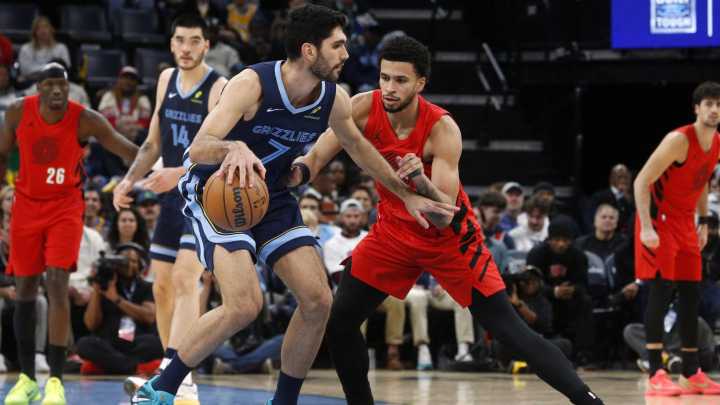 Aldama brilla en la victoria de los Grizzlies; triunfo de los Lakers con un reivindicativo LeBron y con un triple doble de Doncic