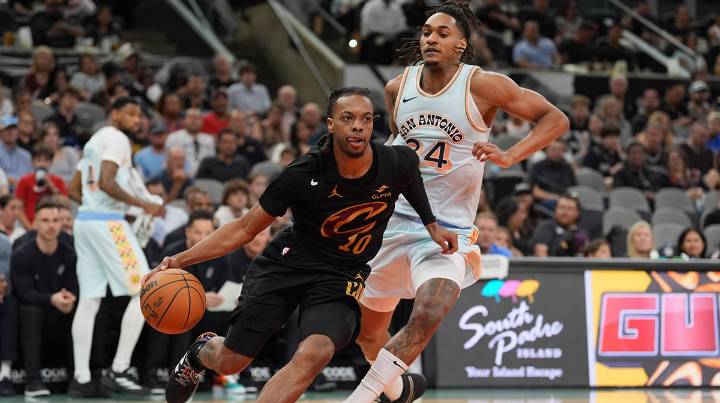 Is Darius Garland playing tonight? Cavs vs. Spurs injury report
