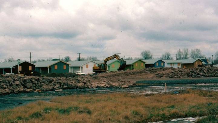 El barrio que reveló lo que había bajo la tierra: decidieron no aceptar explicaciones fáciles de la industria