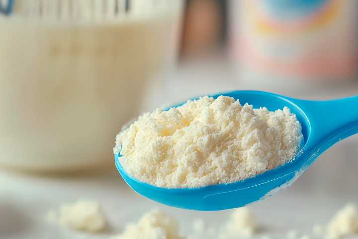 Nueva alerta alimentaria: detectan la presencia de ‘Bacillus cereus’ en leche infantil en polvo