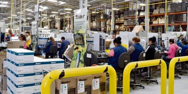 Senadores iniciarán discusión de jornada de 40 horas en 2026