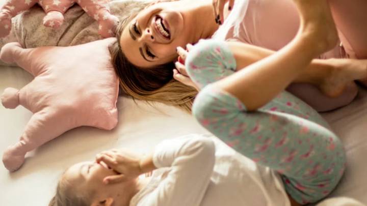 Esta psicóloga ha estudiado a más de 200 niños: los más felices tienen padres que hacen estas 9 cosas con ellos cada mañana