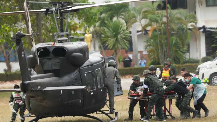 Thailand-Cambodia border fighting continues as Trump says he will return both sides to peace