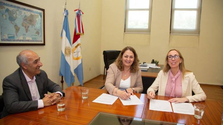 Santa Fe y la OPS firmaron un nuevo convenio para fortalecer la salud pública en siete líneas estratégicas