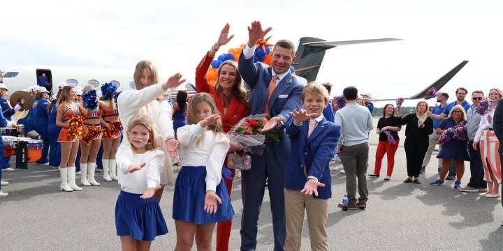 New Florida head football coach Jon Sumrall arrives in Gainesville