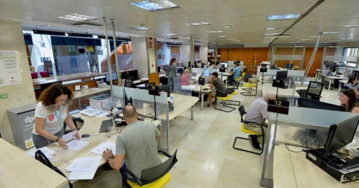 El Gobierno aprueba la subida del salario a los funcionarios