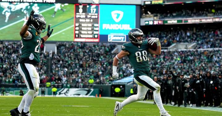 Philadelphia Eagles snap 3 game losing streak in dominant victory over Las Vegas Raiders