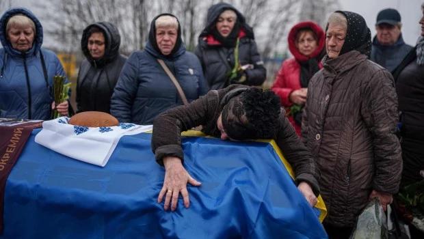 Siete de cada diez ucranianos quieren las negociaciones de paz con Rusia