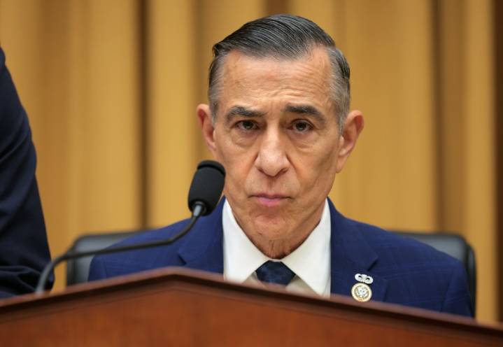 ‘I can hold this seat’: After Trump meeting, California Rep. Issa drops idea of Texas move, will seek re
