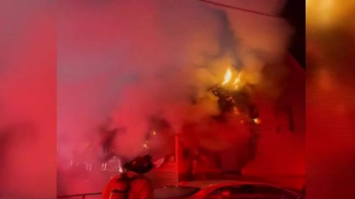 Fire in Hyde Park sends 1 to hospital