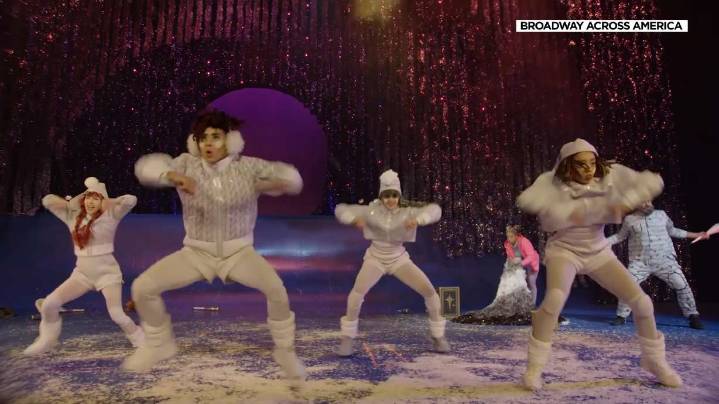 Cirque du Soleil brings new twist to 'Twas the Night Before' in Salt Lake City