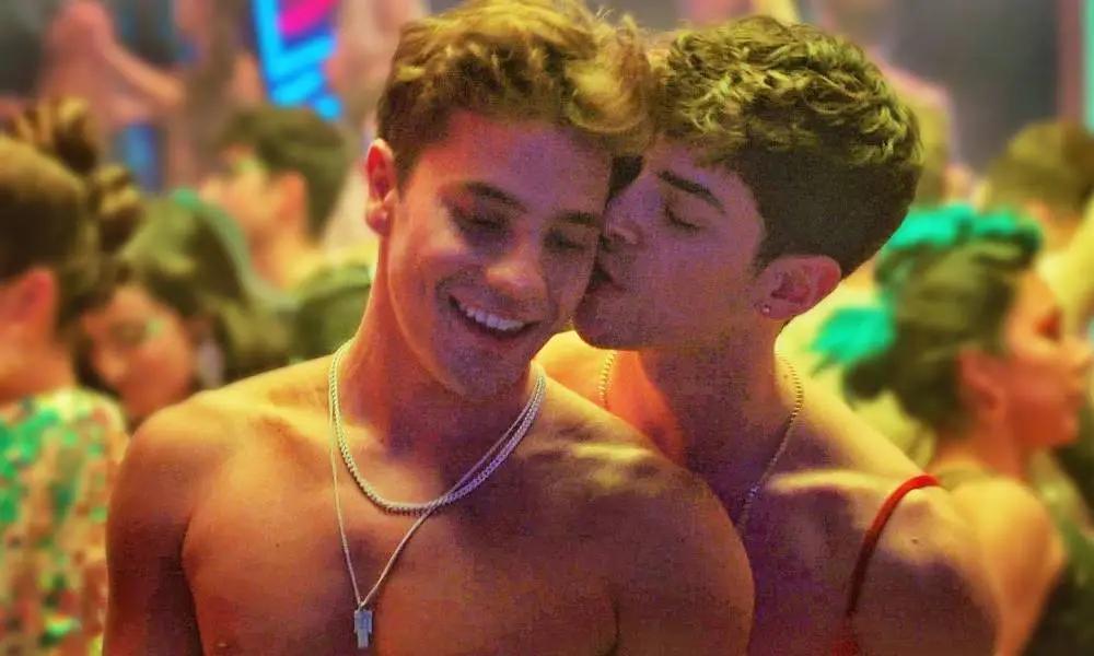 Internet mocks man's claim every Netflix show ‘turns into gay porn’