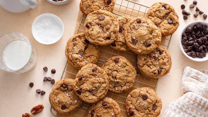 National Cookie Day 2025 means deals at Crumbl, Insomnia Cookies, more