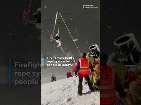 Firefighters rescue 14 from Wisconsin ski lift after power outage