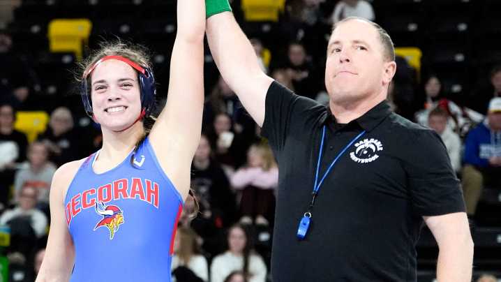 Decorah's Ana Simon defeats two state champs at Dan Gable Donnybrook