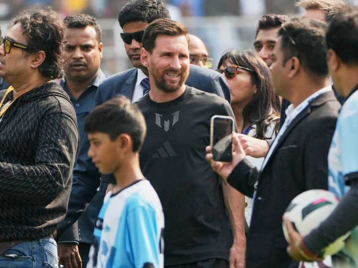 Las primeras 24 horas frenéticas de Messi en India: devoción, caos y un ministro que lo hizo correr más de la cuenta