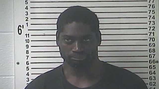 Radcliff man charged with murdering his boyfriend enters plea deal