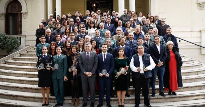 El Gobierno defiende el carácter integrador de la Constitución y pide a los jóvenes que la hagan suya