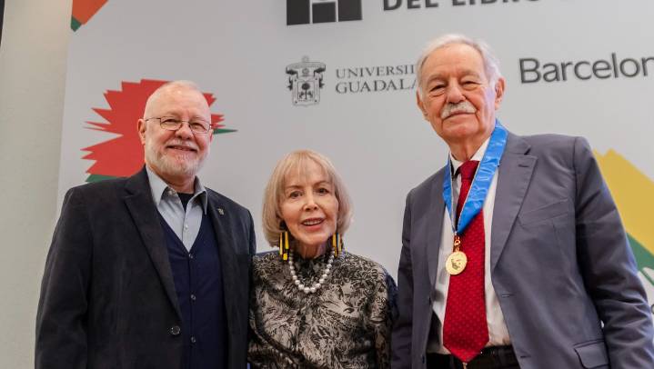 Eduardo Mendoza, la época “mágica” de la Barcelona literaria en que vivió