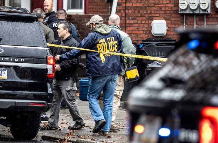 Man found with wound at site of Harrisburg fatal stabbing is charged with murder: police