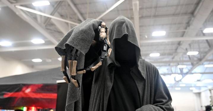 Photos: Fandom meets festivity at this year’s Niagara Falls Holiday Comic Con