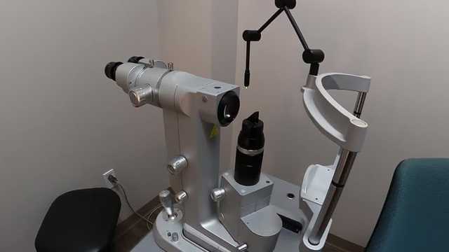 Ophthalmologists, optometrists split over bill to expand certification for laser procedures