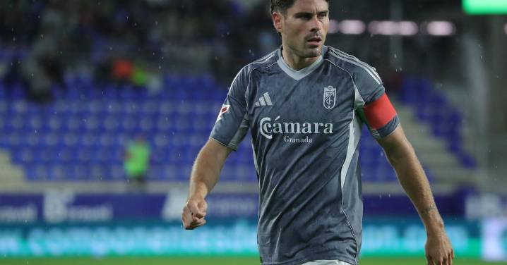 Recuperar a Astralaga, Sergio Ruiz y Pablo Sáenz, objetivo para Gijón