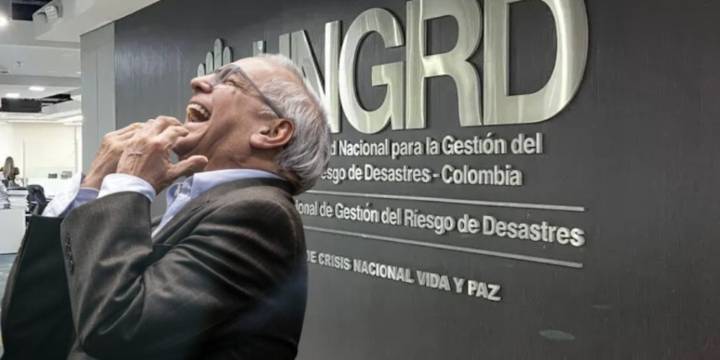 Estos son los chats que implicarían al Ministerio de Hacienda en el escándalo de la Ungrd: varios funcionarios habrían recibido presiones y chantajes