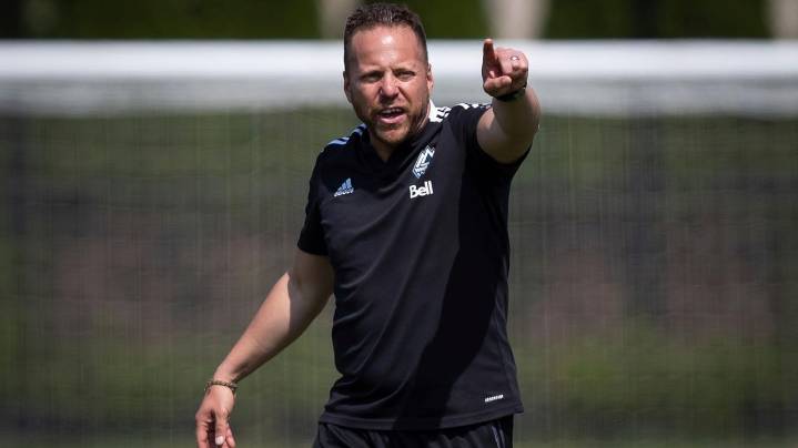 Los Angeles FC names Marc Dos Santos its head coach, promoting Steve Cherundolo's assistant