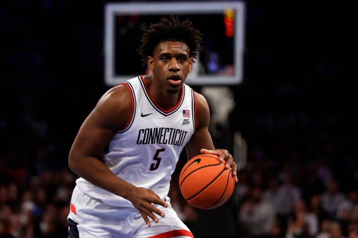 UConn center Tarris Reed Jr. to return from injury Tuesday night vs. Florida