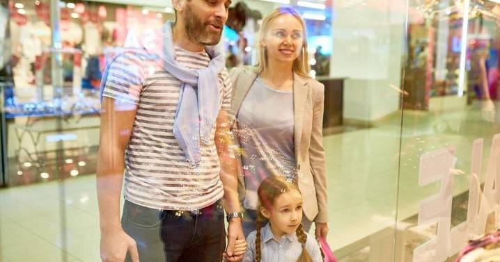 Holiday borrowing: What $1,000 really costs across 5 ways to get cash