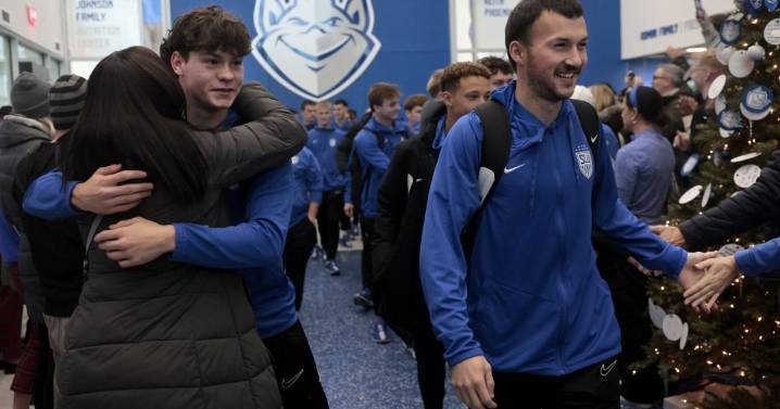 Photos: SLU men's soccer team cheered off to the NCAA Final Four