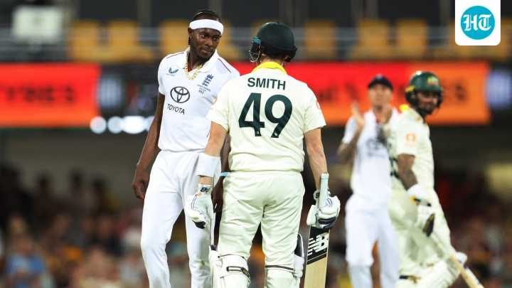 Tempers flare after Smith and Archer exchange words, have a go at each other