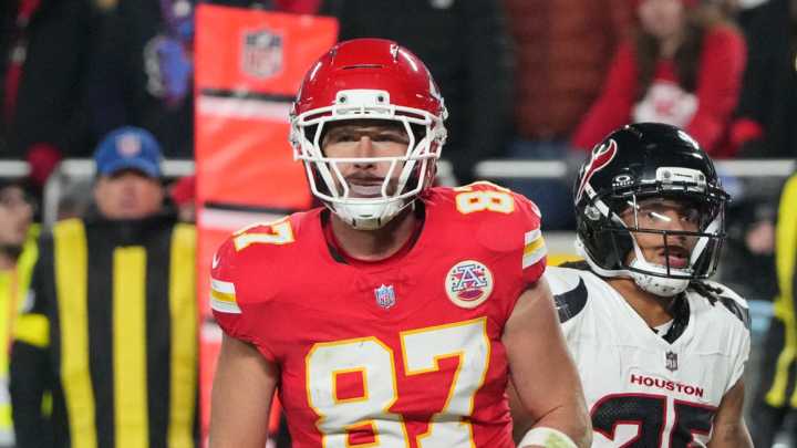 Loss to Texans shows Chiefs should prepare for future without Kelce