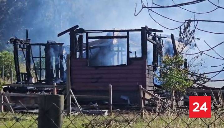 Ataque incendiario adjudicado por la RML deja casa quemada en Cañete: estaba deshabitada