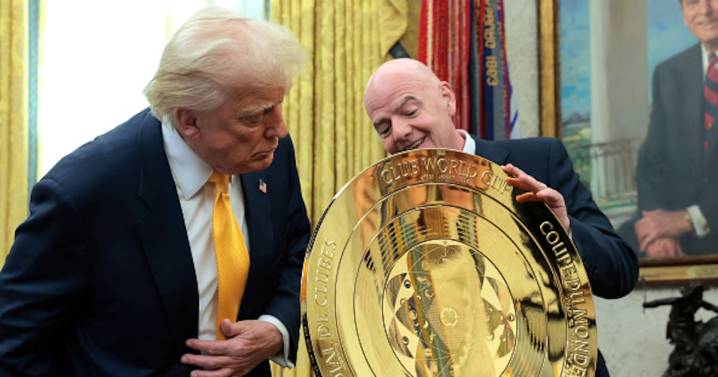 Premio FIFA de La Paz 2025: ¿Cómo ganó Trump un galardón sin requisitos ni jurado?
