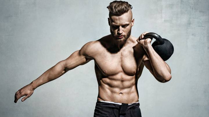 15 minutes, 4 moves: This standing kettlebell workout delivers serious gains all over your body