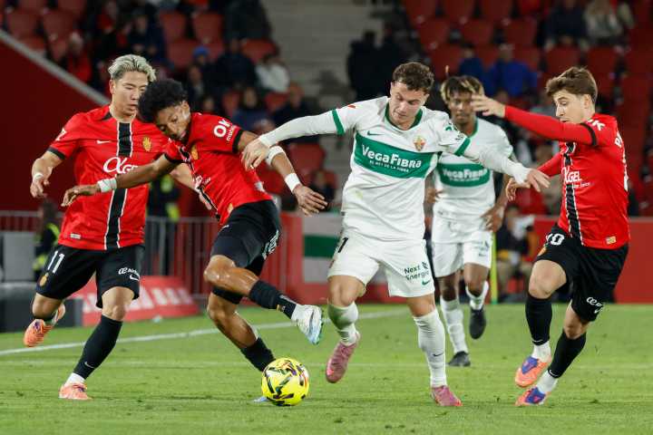 El Elche cae con rotundidad en su visita a Palma de Mallorca: 3