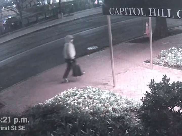 Who is Brian Cole, arrested for planting pipe bombs in Washington in 2021?