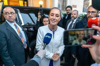 Sheinbaum califica como “muy buena” su primera reunión con Donald Trump