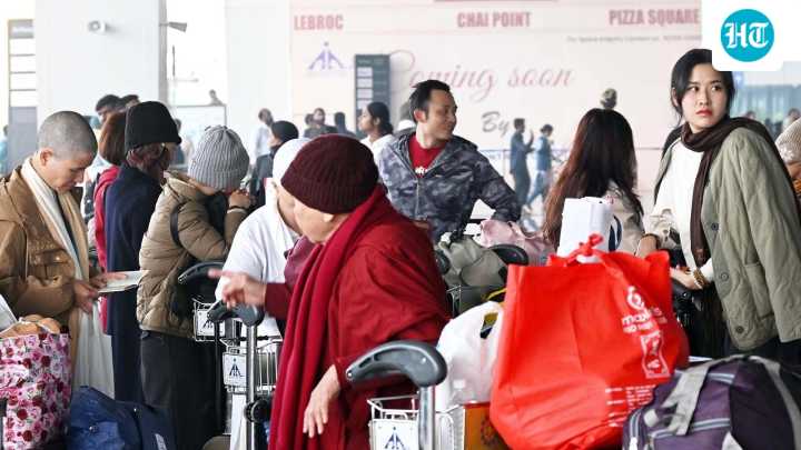 DGCA suspends 4 flight op inspectors over IndiGo flight cancellations