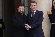 Zelenskyy se reúne con Macron en París mientras avanzan negociaciones de paz