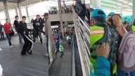 A cuchillo limpio: colados desatan caos y atacan a guardas de TransMilenio en el Portal 20 de Julio