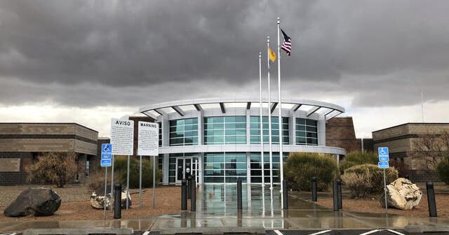 Elderly inmate dies at University of New Mexico Hospital