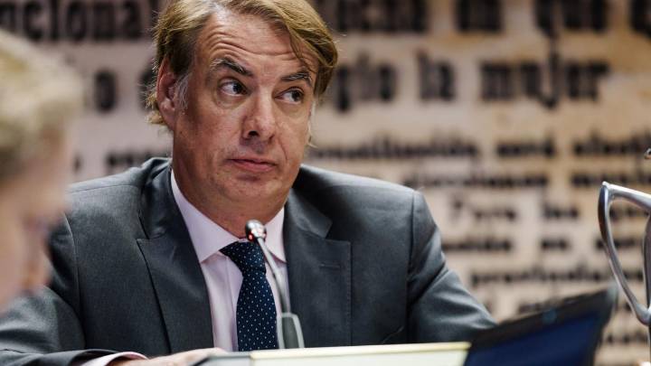 Vicente Fernández, el letrado brillante que Montero ascendió a presidente de la SEPI y "se pasó al lado oscuro"