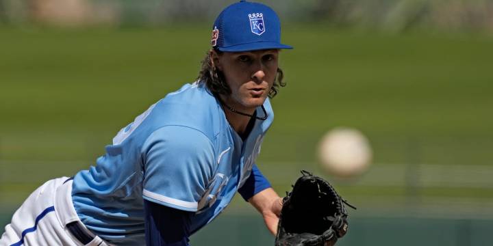 Ryan Weiss agrees to free-agent contract with Astros (source)