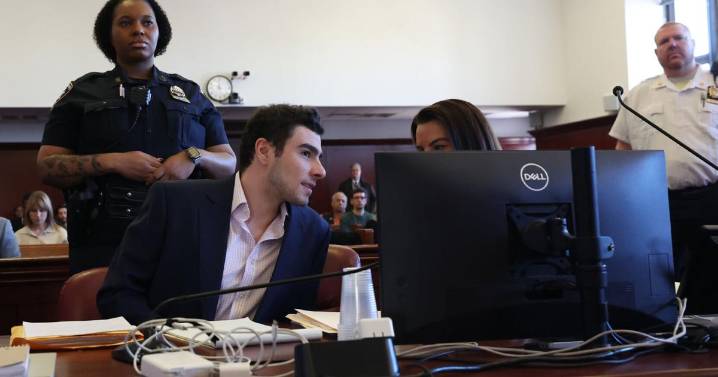 Luigi Mangione’s notes to self: 'Pluck eyebrows,' 'Keep momentum, FBI slower overnight'